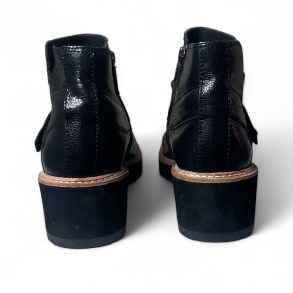 Eileen Fisher Cargo Embossed Black Leather Platform Ankle Booties  Sz. 7.5